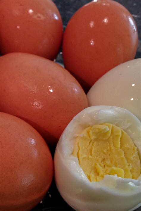 Easy Hard Boiled Eggs Recipe The Protein Chef