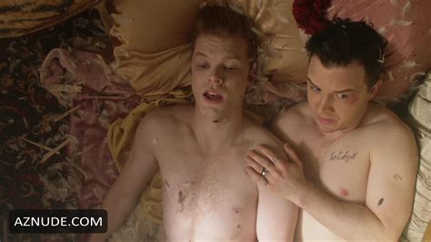 Cameron Monaghan S Shirtless Scenes Pics Of The Day Hot Sex Picture