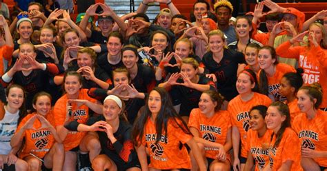 Orange Volleyball Eyeing Conference Title Sports