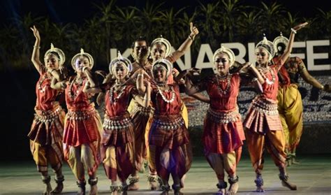 Narthaki Blog Gateway To The World Of Dance The Festival Sun Rises
