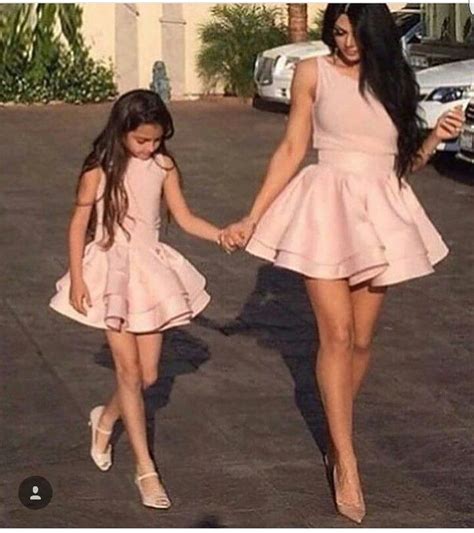 Pin By Negra Dejesus On Fashion Mom Daughter Outfits Mother Daughter