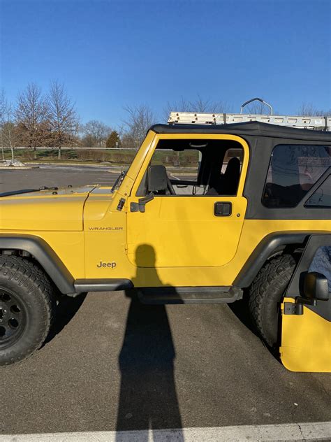 Two Different Colors Of Solar Yellow Jeep Wrangler Tj Forum