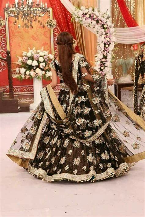 Lehenga Choli Sari Sharara Designs Unique Outfits Indian Wear Fashion Dresses Stylish