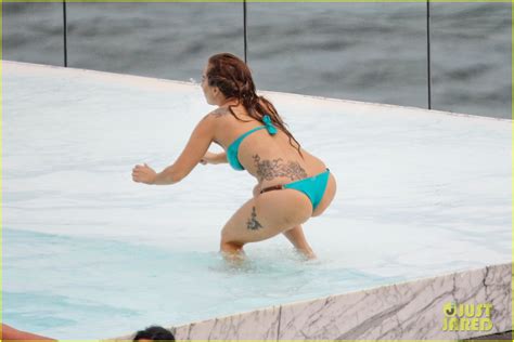Lady Gaga Bikini Poolside Babe Photo Bikini Lady Gaga Taylor Kinney Pictures
