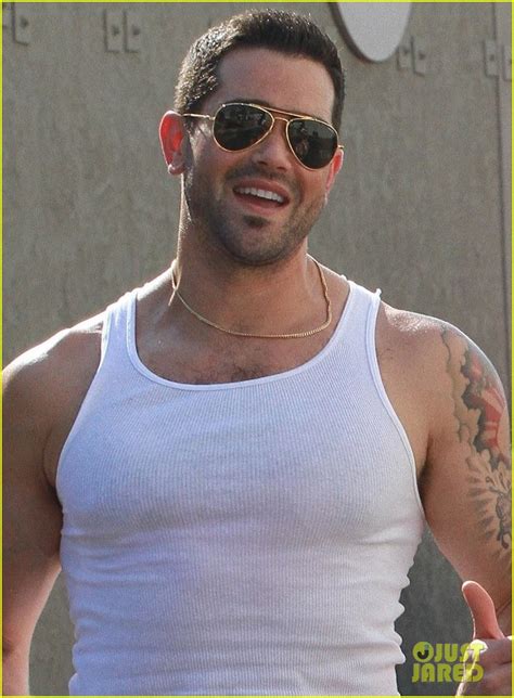 Jesse Metcalfe Looks Buff Heading To Dancing With The Stars