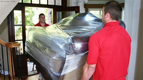 7 Practical Uses Of Plastic Wrap For Moving
