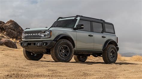 About Face 2021 Ford Bronco Sasquatch Will Offer A Manual Transmission