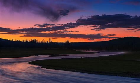 Sunrise Madison River Yellowstone Np Madison River National Parks