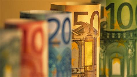 Euro Money Wallpaper | PixelsTalk.Net
