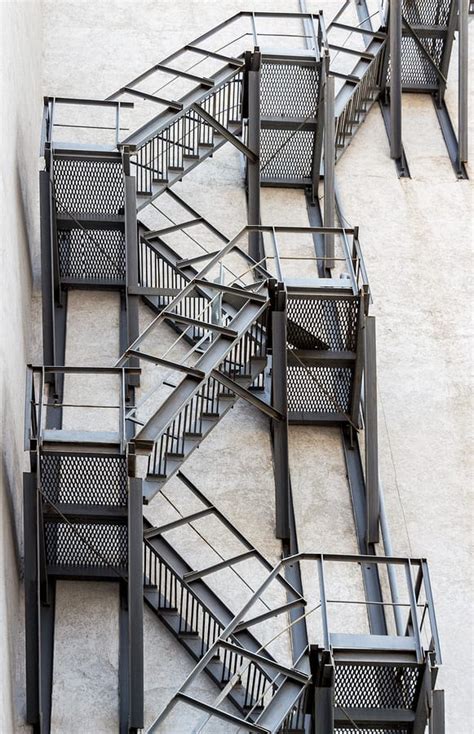 According to national building codes in the u.s., the minimum tread depth for a spiral staircase is 7.5 inches (19 cm) at a point 12 inches (30 cm) from each tread's narrow end. Steel Stairs - Punchlist Zero - What You Need to Know