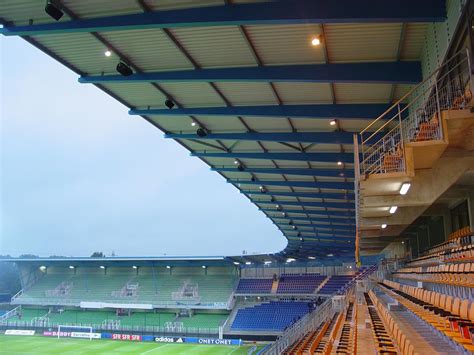 Stade De Laube Troyes France Audio Performance