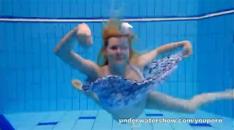 Cute Lucie Stripping Underwater Xxxbunker Com Porn Tube