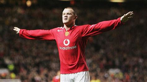 On This Day Rooney Scores Hat Trick On Manchester United Debut Bbc Sport