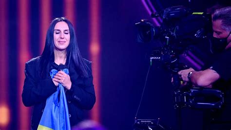 Ukrainische Esc Gewinnerin Jamala Wendet Sich Ans Publikum