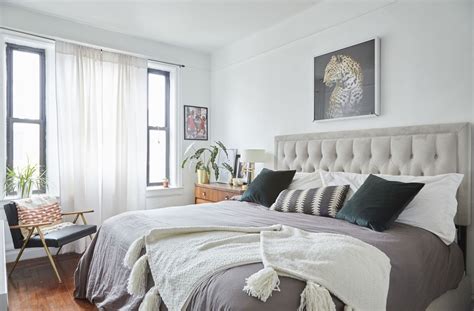 Take A Peek Inside This Cool Harlem Apartment Chock Full Of Decorating