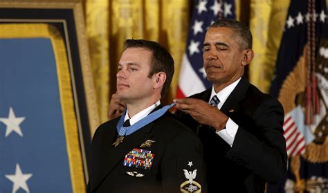 Obama Awards Medal Of Honor To Navy Seal Cbs News