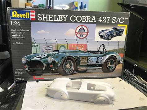 Shelby Cobra 427 S C Revell 124
