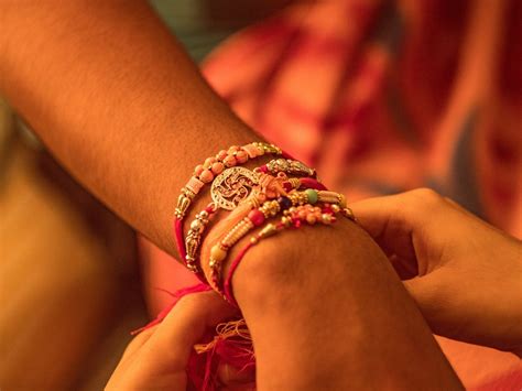 tips and tricks to celebrate rakhi virtually or online informative article for it and