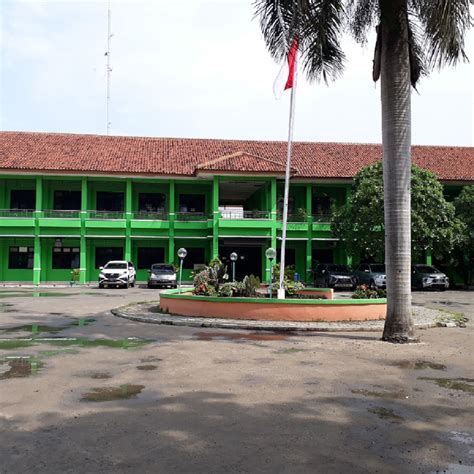 Meskipun sudah melakukan perubahan tugas tambahan pada data rinci gtk pada data menu rinci hal tersebut tidak bisa merubah tugas ditabel jenis ptk dipilih kepala sekolah bukan guru mapel. Sekolah Kita