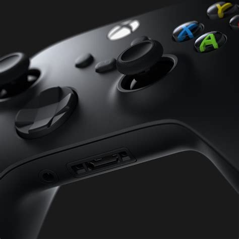 The Xbox Series X Controller Still Has Aa Battery Support