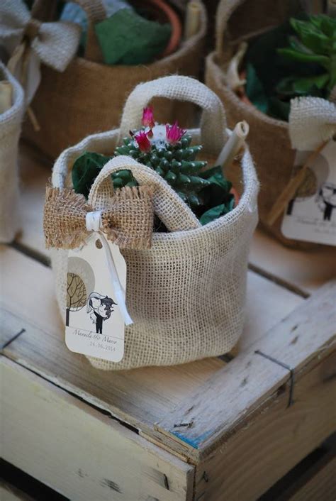 Sono i barattolini con semi di cesvi e voglia di bonsai, un messaggio di. Bomboniere - Mariana Flowers & Style