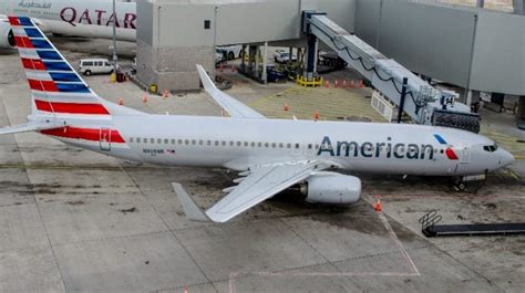 American Airlines Boeing 737 800 Hits Tail On Departure Aviation News