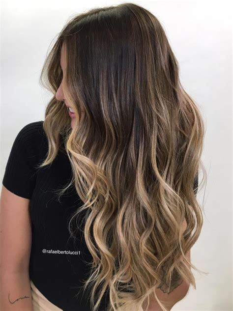 So before you go several shades lighter, or join the dark side, check out these blonde vs brunette celebrity hair colours. 50 HOTTEST Balayage Hair Ideas to Try in 2020 - Hair Adviser
