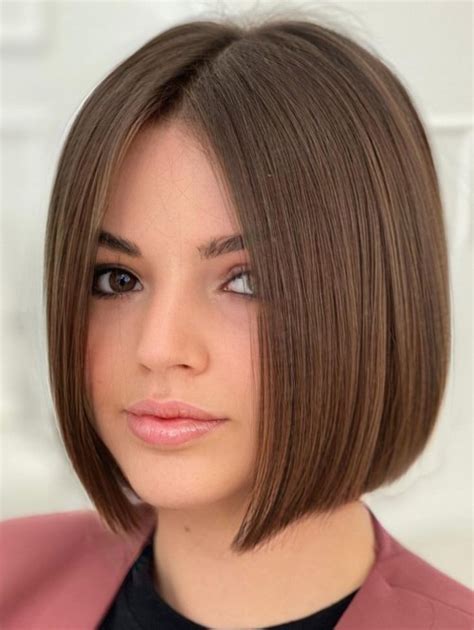 40 Trendiest Short Brown Hairstyles And Haircuts To Try