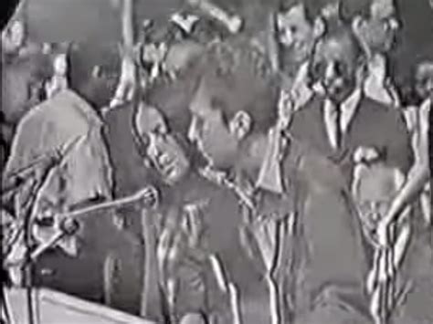 Video 51 Years Ago Bob Dylan Performed At The March On Washington For