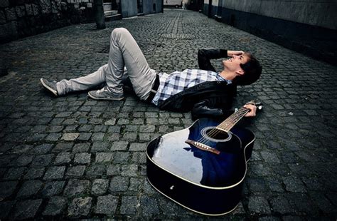 125 Cool Stylish Profile Pictures For Facebook For Boys With Guitar
