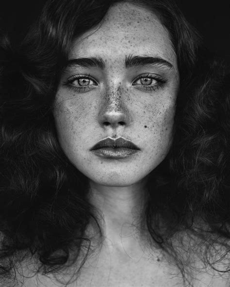 Beautiful Portraits Of People With Freckles By Agata Serge Women With Freckles Beautiful