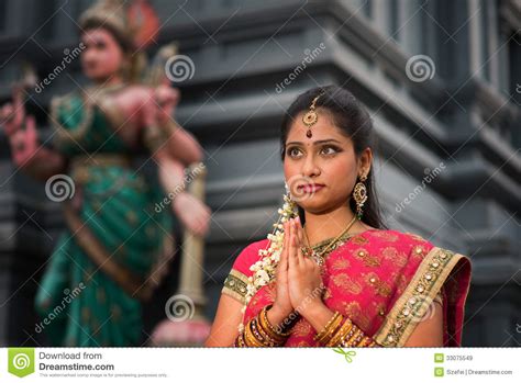 Young Indian Woman Praying Stock Image Image Of Bride 33075549