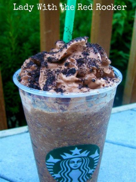 This sucker is loaded up with chocolate. DIY Starbucks Oreo Cookie Frapp! | Yummy Eats Liquid ...