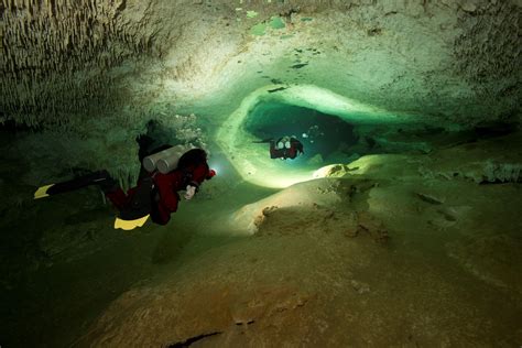 Worlds Biggest Ever Underwater Cave Filled With Ancient Mayan Artefacts Has Just Been Discovered