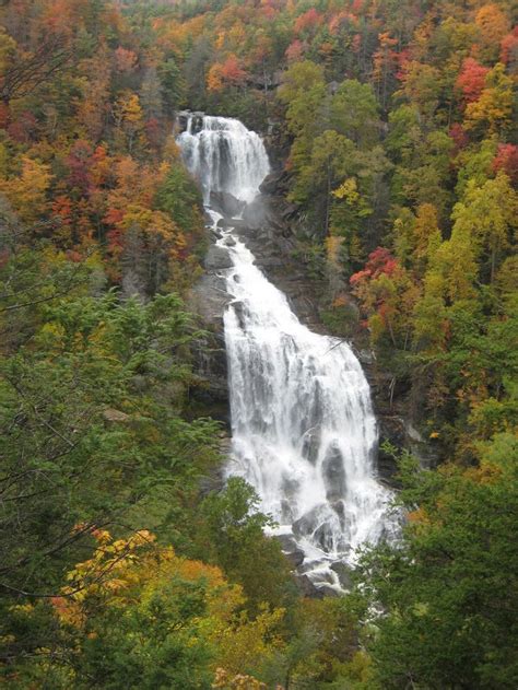 South Carolina Waterfalls With Images South Carolina Hiking Scenic