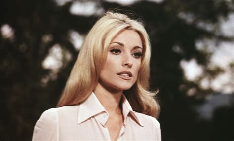 Who Was Sharon Tate Charles Mansons Most Famous Victim Hellogiggles
