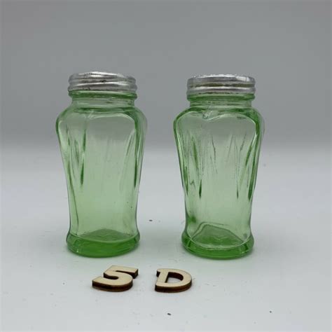 Vintage Hazel Atlas Green Depression Vaseline Uranium Glass Salt