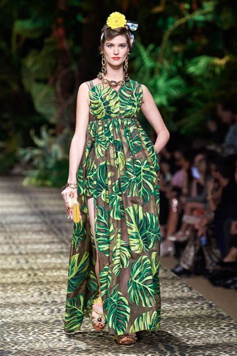 Dolce And Gabbana Spring Summer 2020 Milan Runway Magazine Collections
