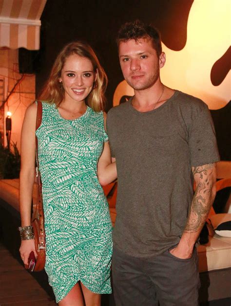 Ryan Phillippe Se Compromete Con Su Novia De Toda La Vida Paulina