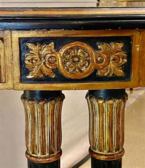 Hollywood Regency French Neoclassical Style Églomisé Center Table End
