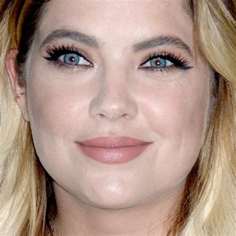 Ashley Bensons Makeup Photos And Products Steal Her Style