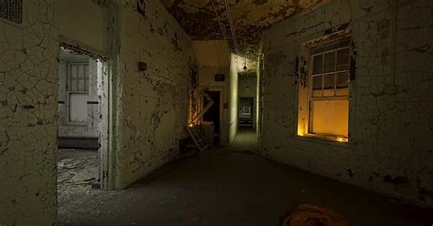 abandoned insane asylum imgur