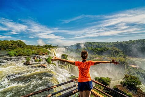 Day Trip To Iguazu Falls From Buenos Aires Say Hueque