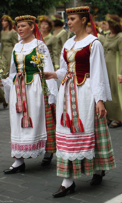 Litvanya Folklor Kıyafeti Folk Clothing Historical Clothing