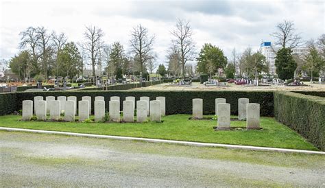 Leuven Communal Cemetery World War Two Cemeteries A Photographic