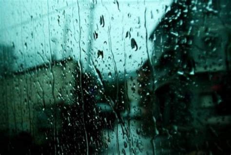 What is the difference between 下雨了。 and 下雨起来 。 ? 下雨天图片大全风景2018最新 一个人伤感的下雨天图片-腾牛个性网