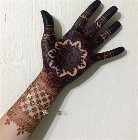 Naturally Dark Henna Mehndi New Mehndi Designs And Fashion Henna