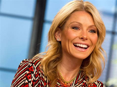 Kelly Ripa Says Shes Wanted To Find Another Career For The Past 20