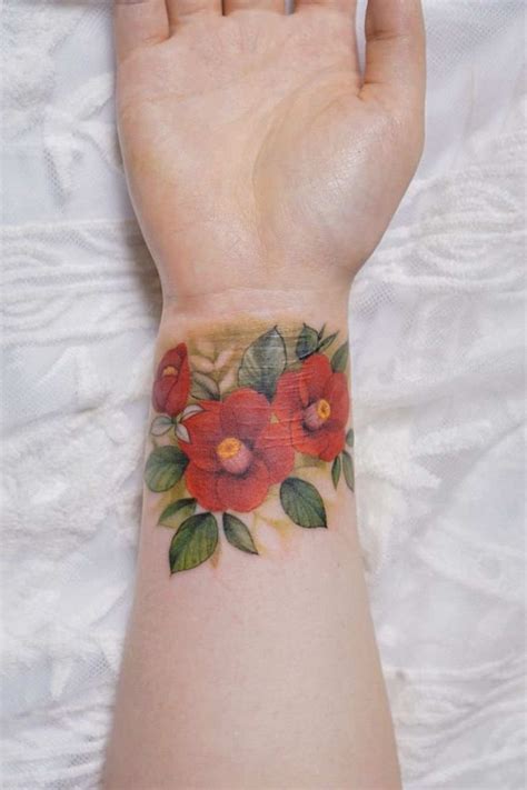 48 Small Flower Wrist Tattoo Ideas For Girls And Women