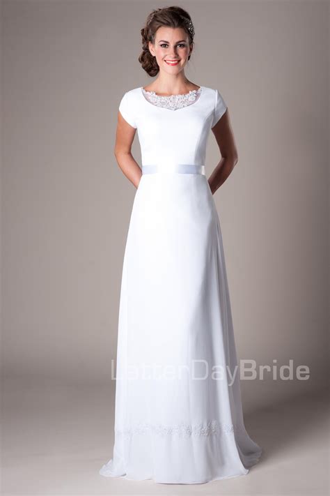 Skip The Belt And Lace Add Some Other Embellishment Modest Wedding Dresses Modest White